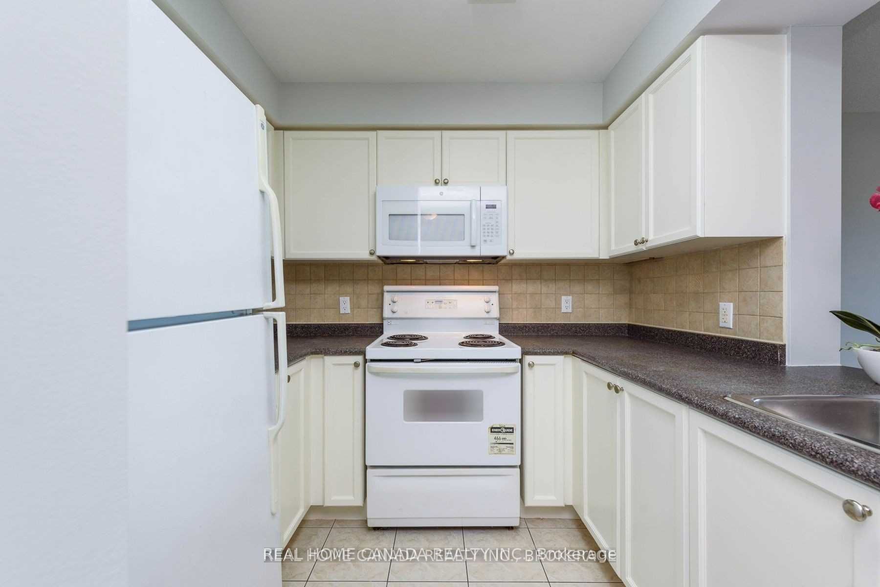 4879 Kimbermount Avenue 1406 Property Photo 9