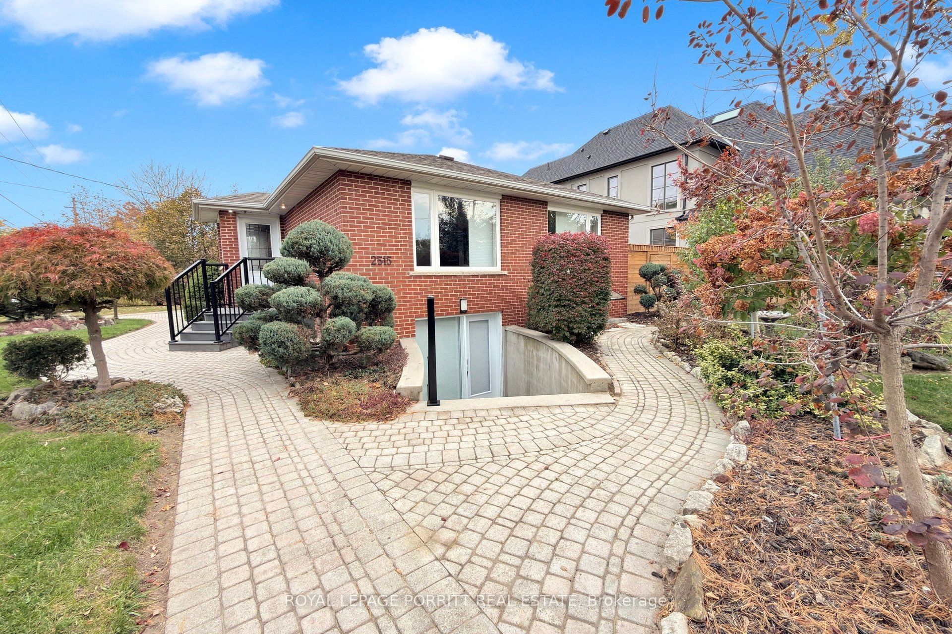 2515 Edenhurst Drive Lower Property Photo 1