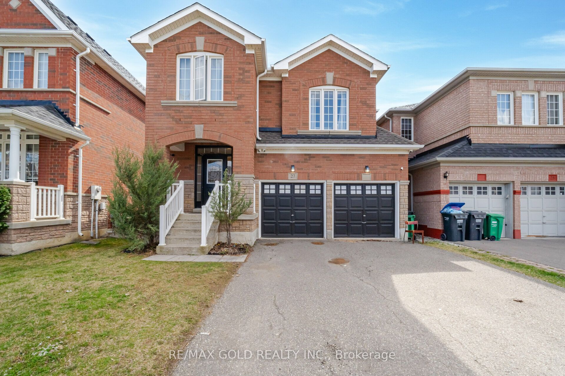 27 Treegrove Crescent BSMT Property Photo 1