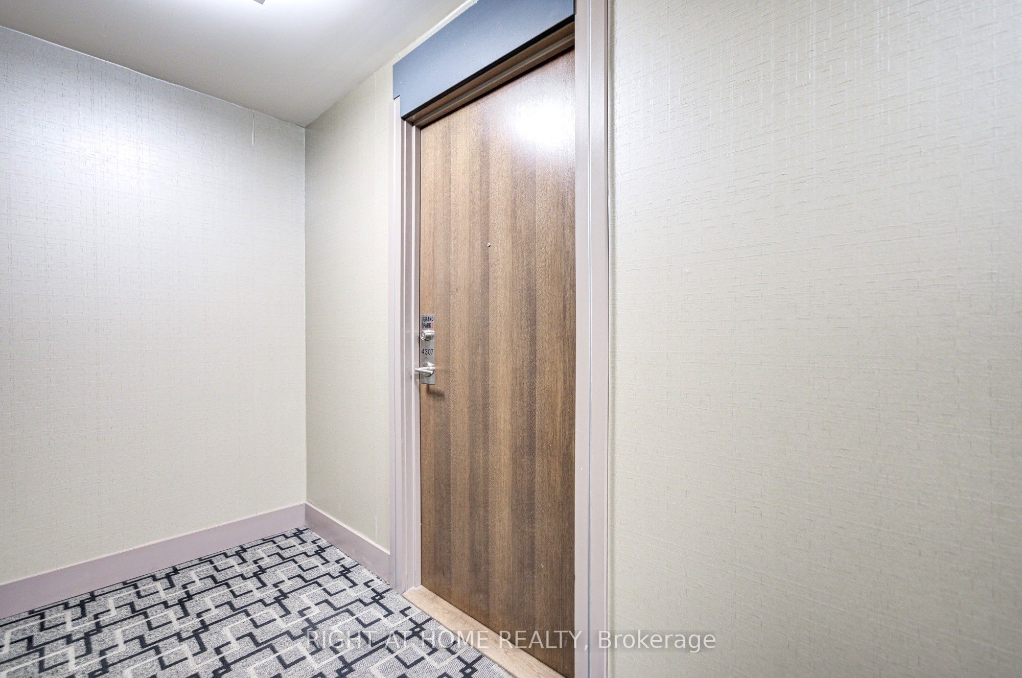 3975 Grand Park Drive 4307 Property Photo 6