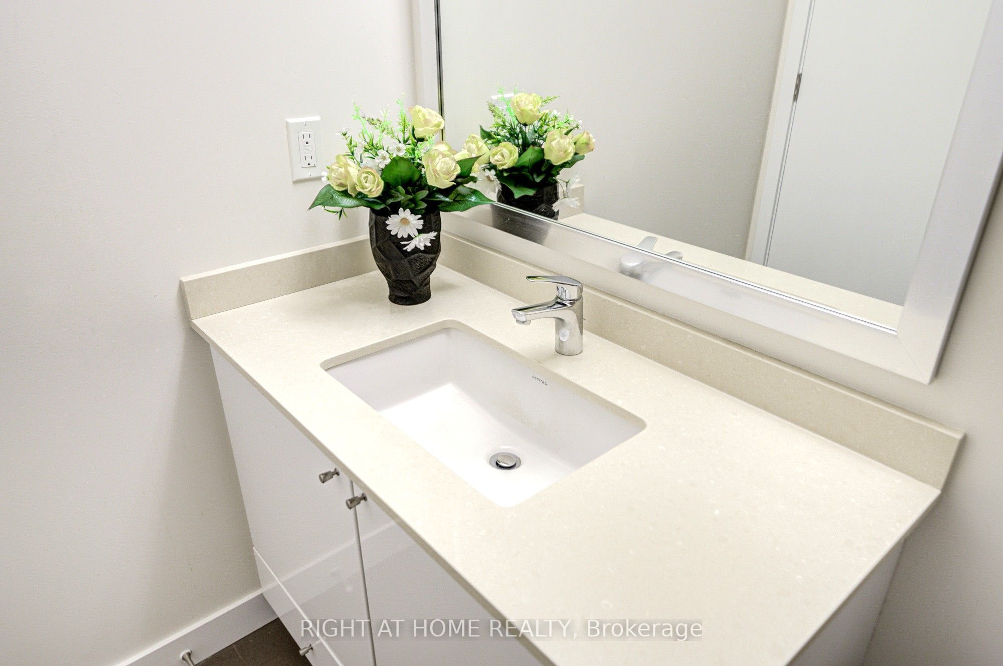 3975 Grand Park Drive 4307 Property Photo 12