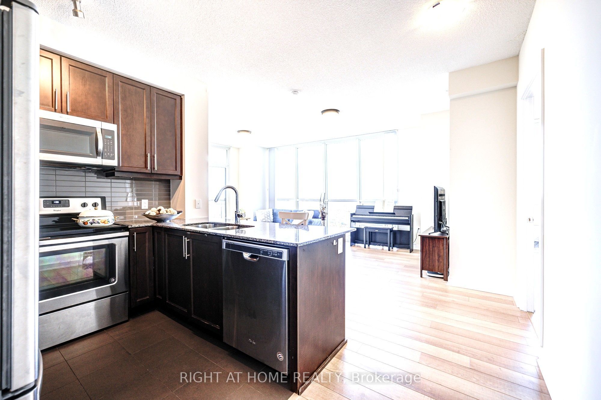 3975 Grand Park Drive 4307 Property Photo 17