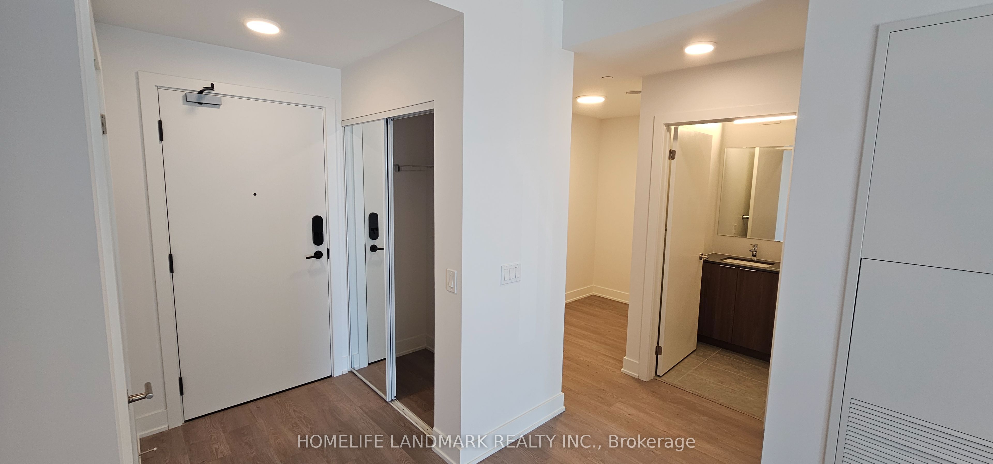 3008 William Cutmore Boulevard Property Photo 6