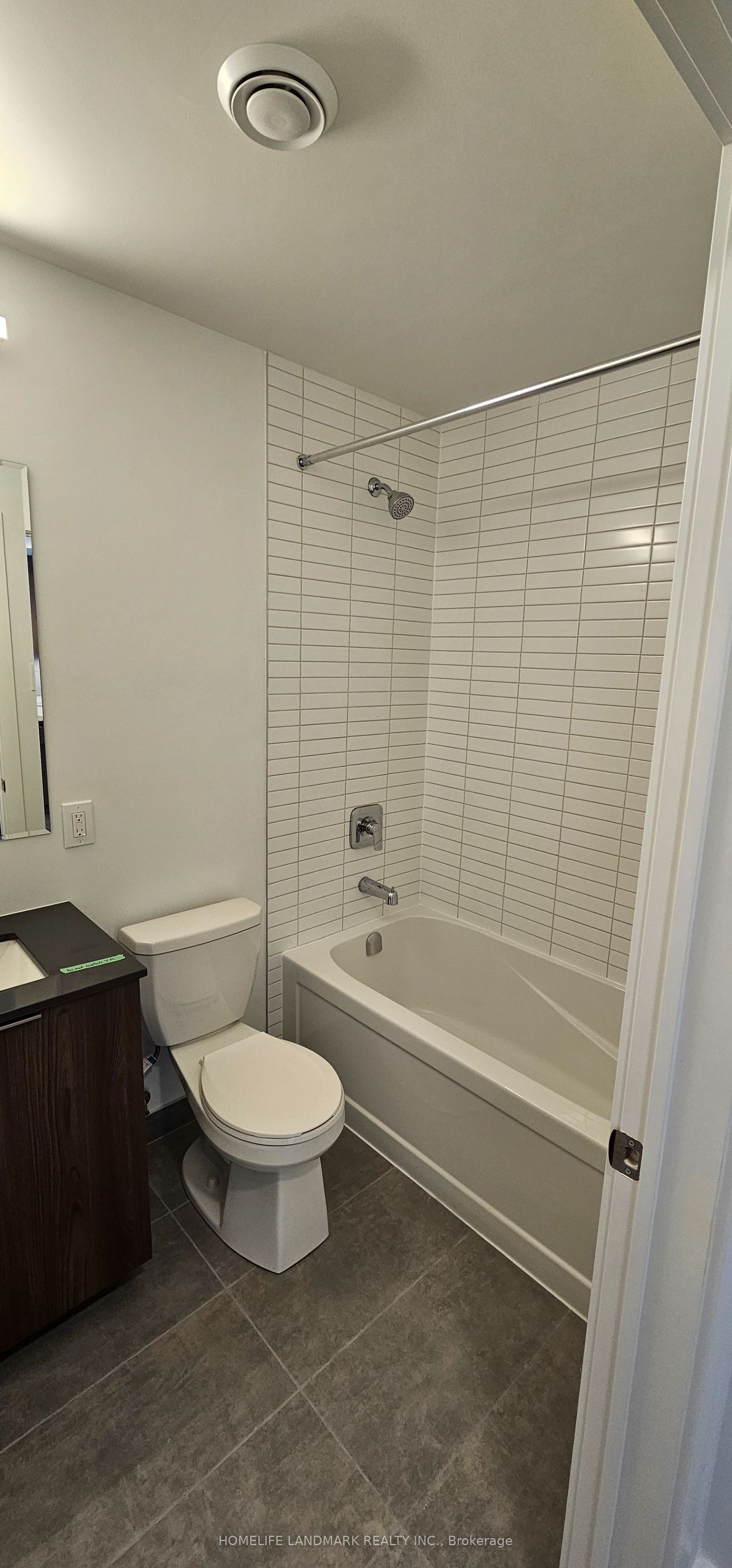 3008 William Cutmore Boulevard Property Photo 8