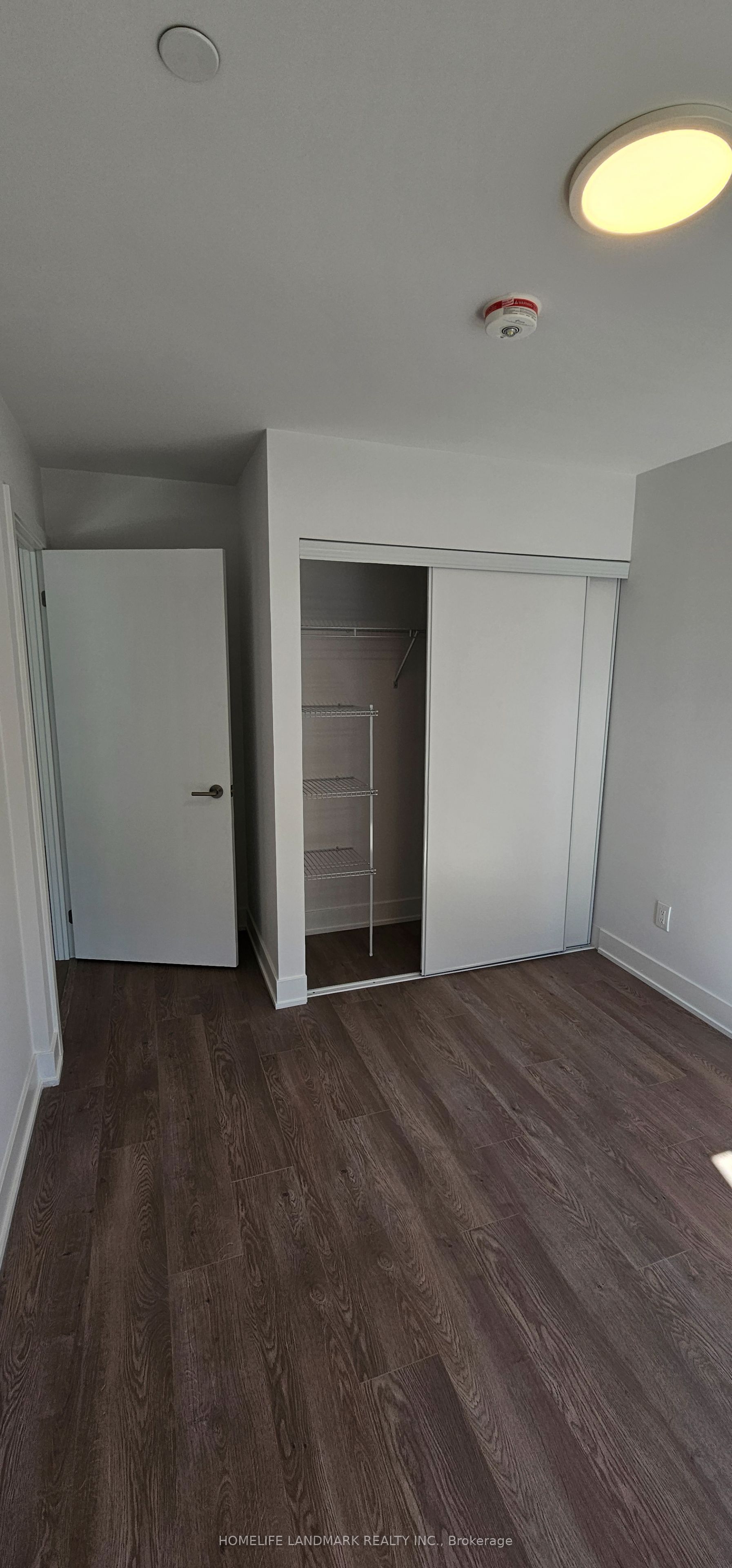 3008 William Cutmore Boulevard Property Photo 10