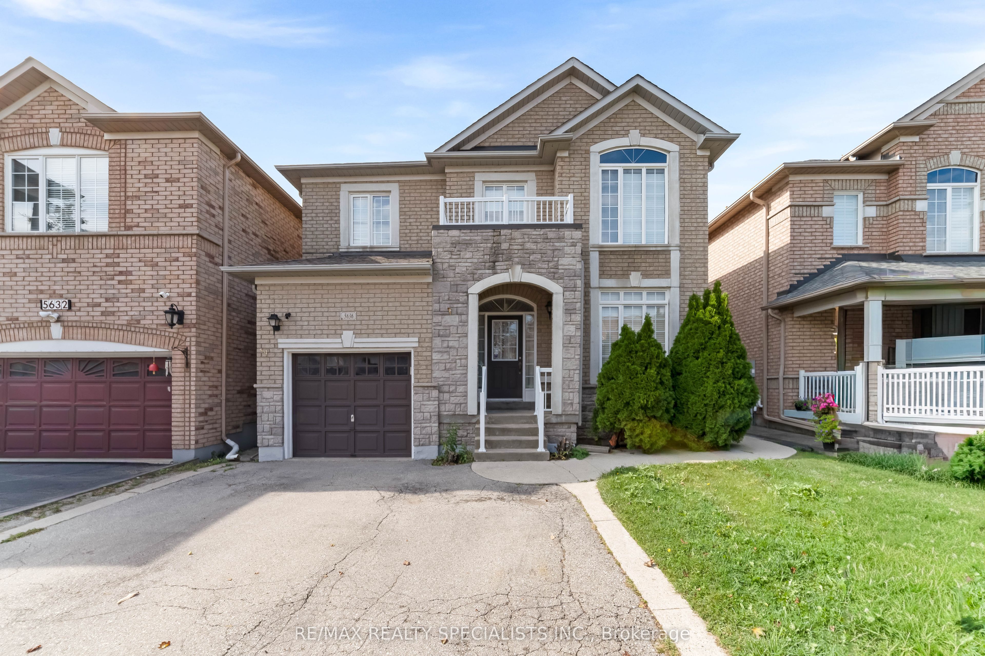 5636 Kellandy Run Property Photo 1