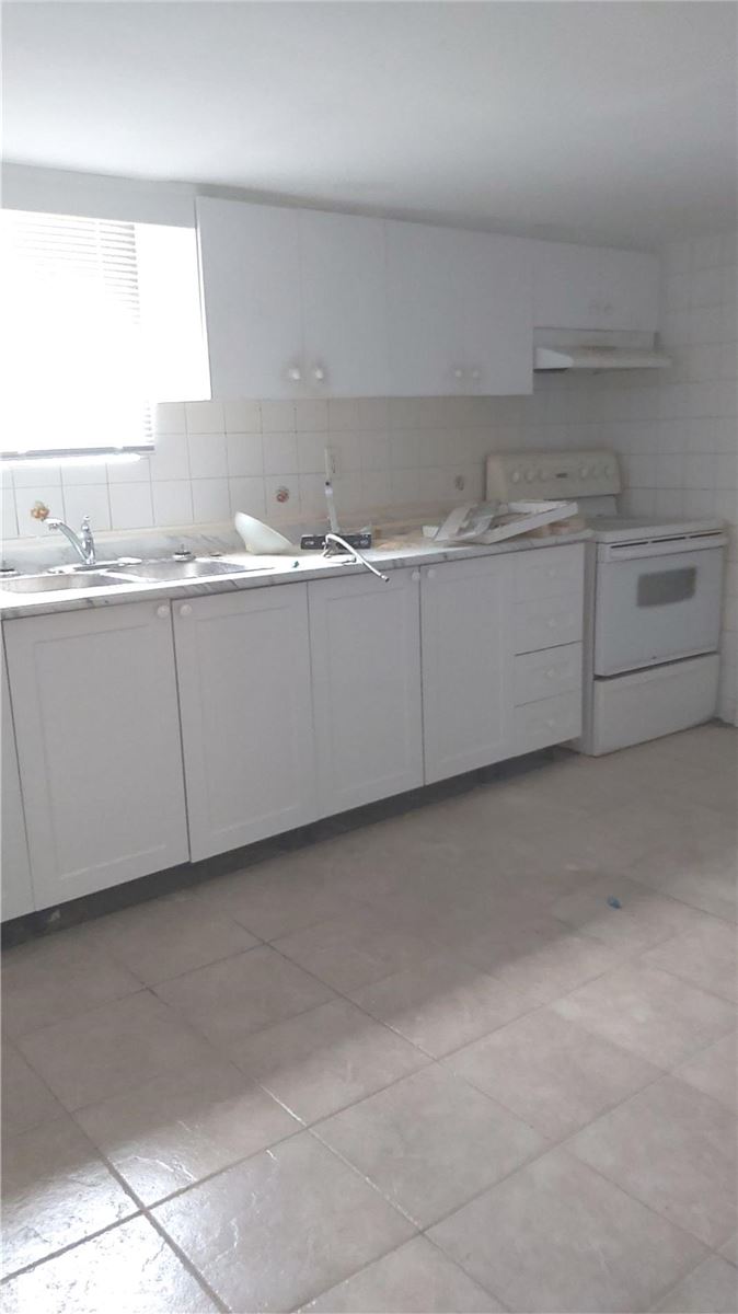 602 W Caledonia Rd #Bsmt Property Photo 1