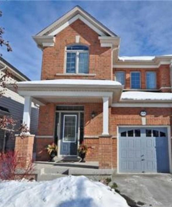 105 Holloway Terr Property Photo 1