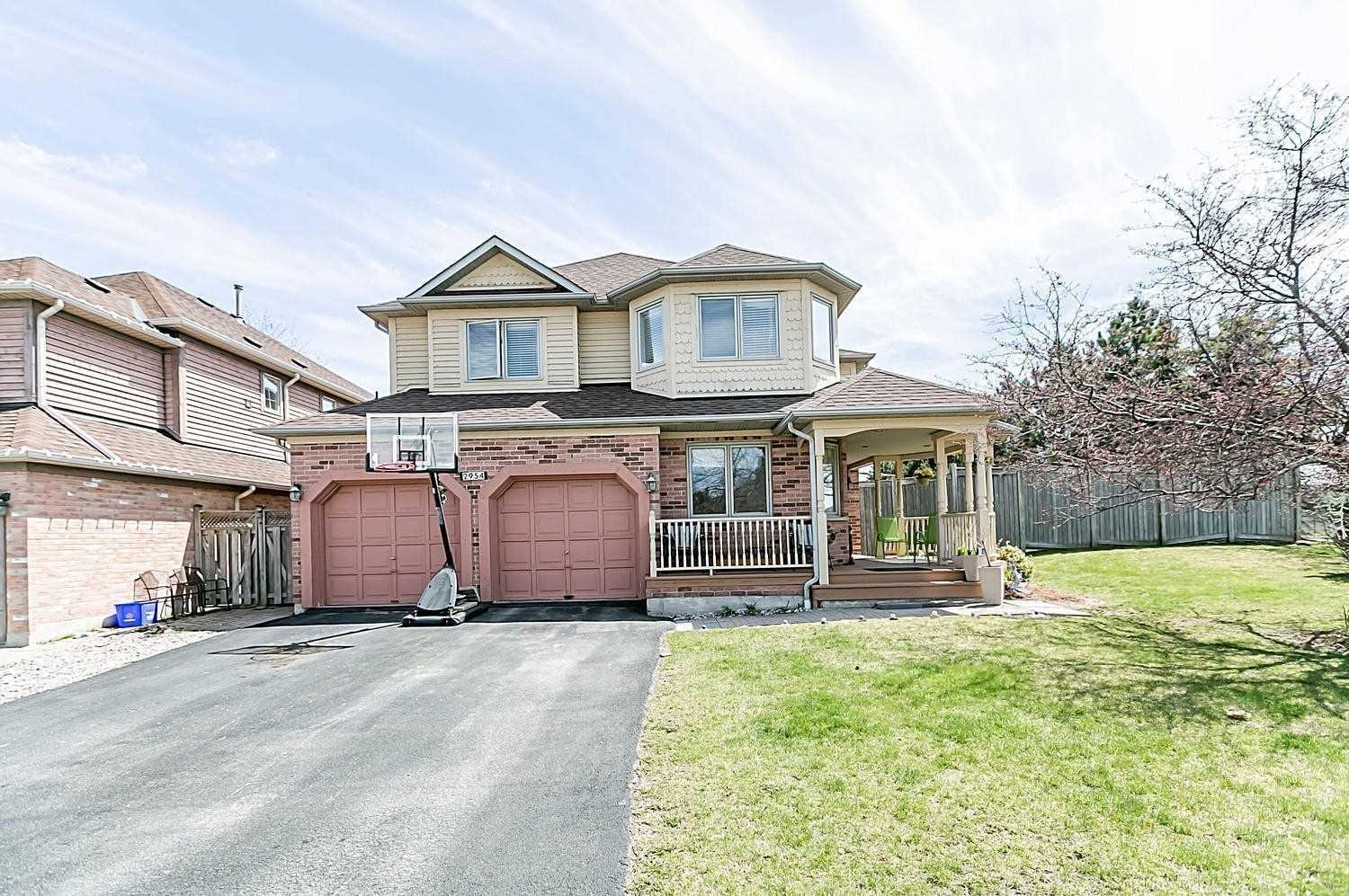 2954 Duncairn Dr Property Photo 1