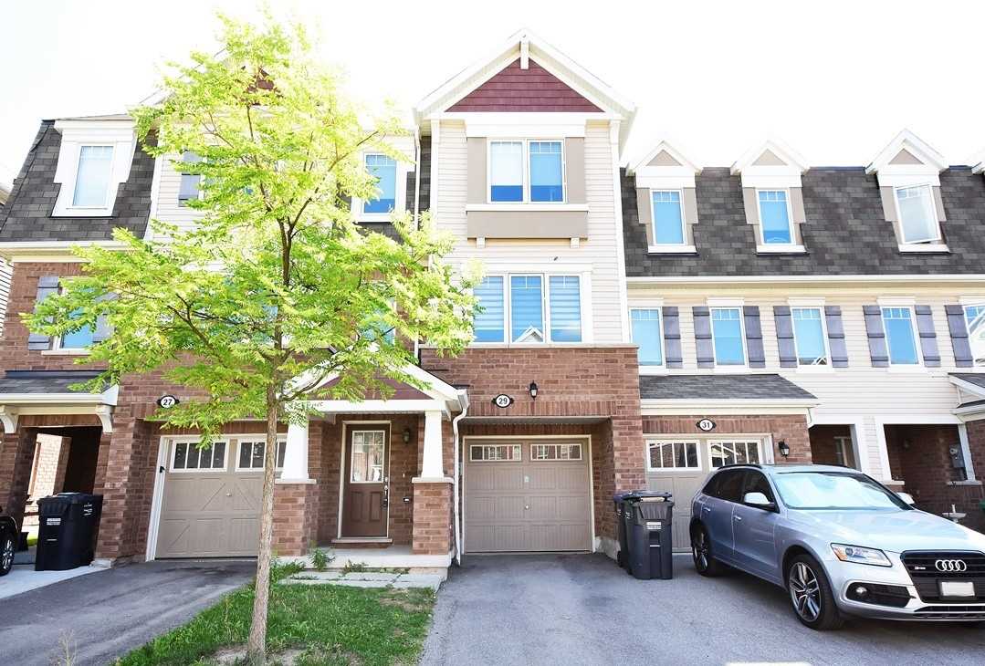 29 Metro Cres Property Photo 1