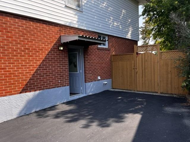 20 Ardglen Dr #Bsmnt Property Photo 1