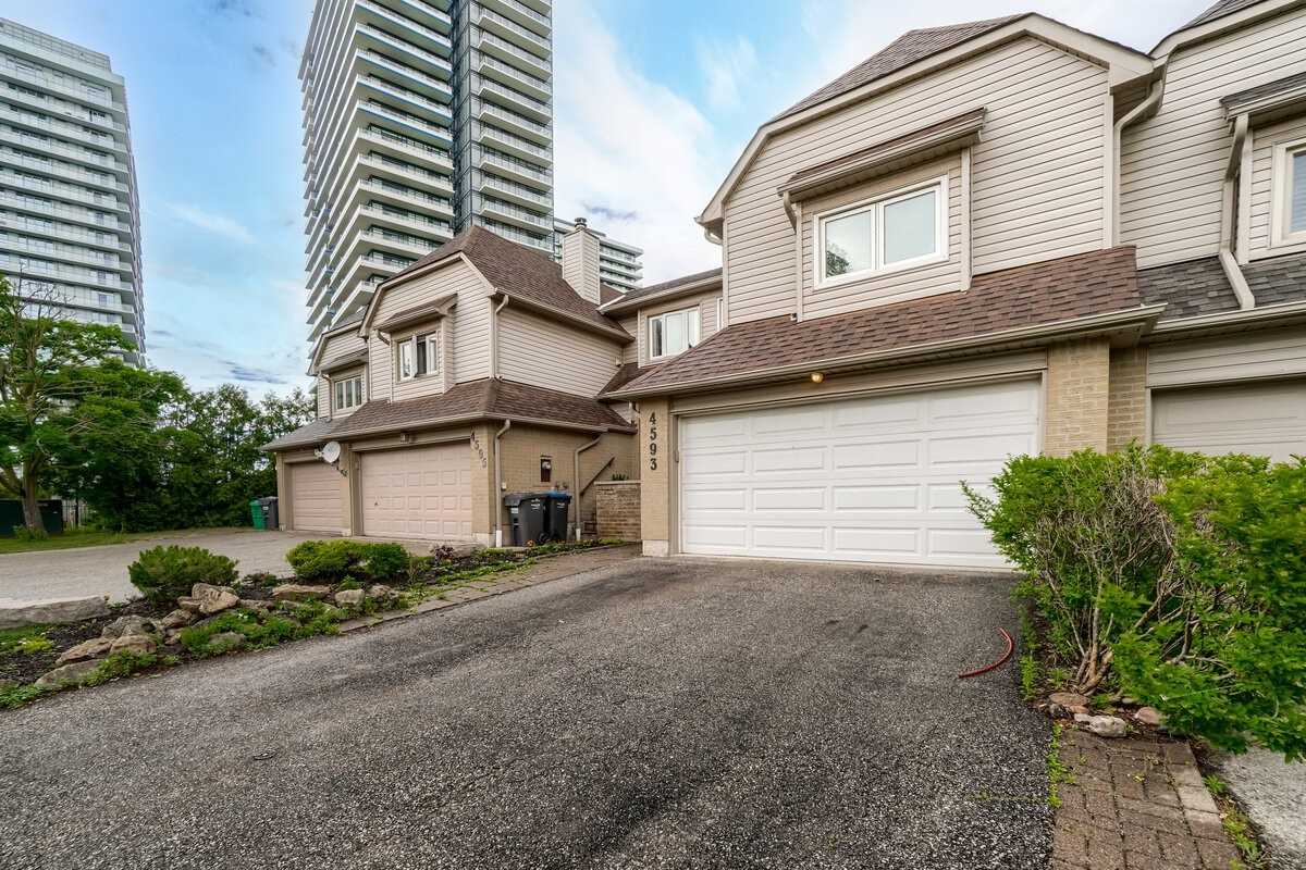 4593 Bay Villa Ave Property Photo 1