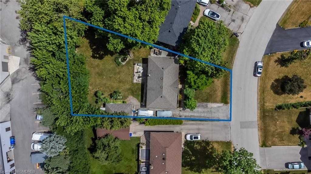 573 Valley Dr Property Photo 1