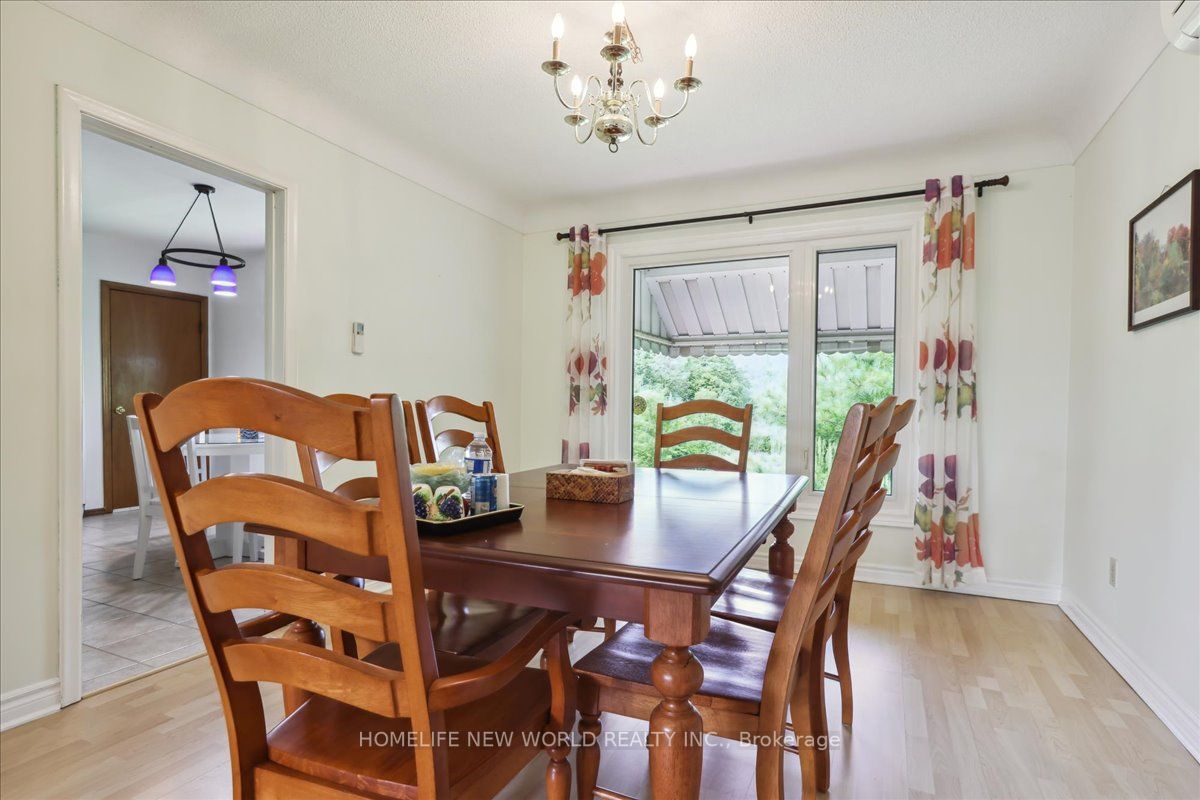 2040 Bronte Rd Property Photo 15