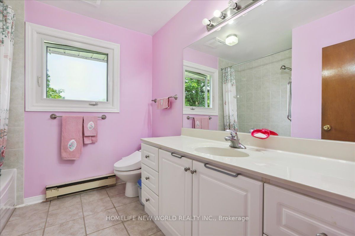 2040 Bronte Rd Property Photo 29