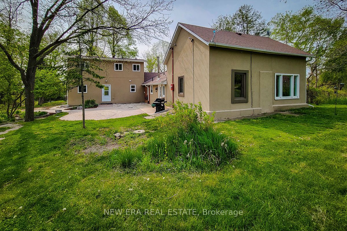 4130 Derry Rd Property Photo 1