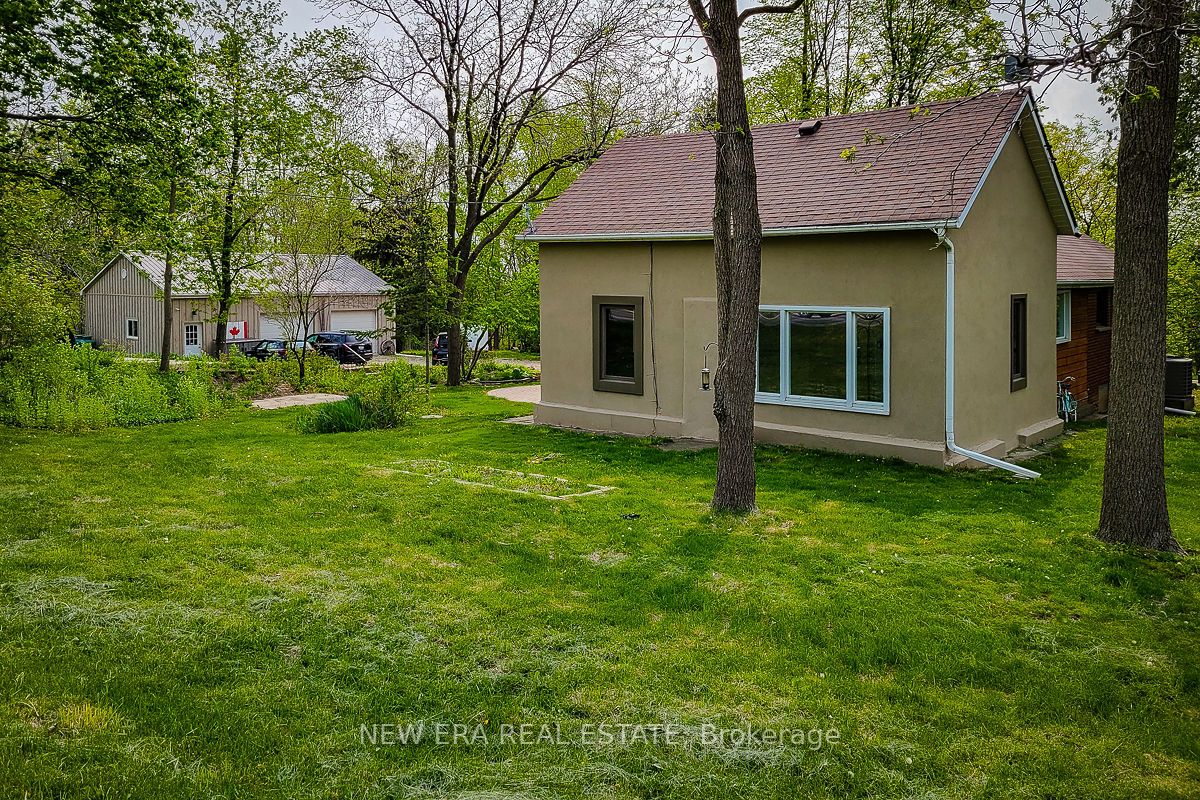 4130 Derry Rd Property Photo 2