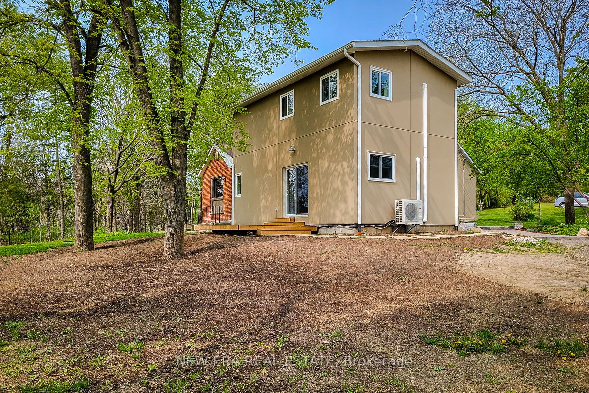 4130 Derry Rd Property Photo 6