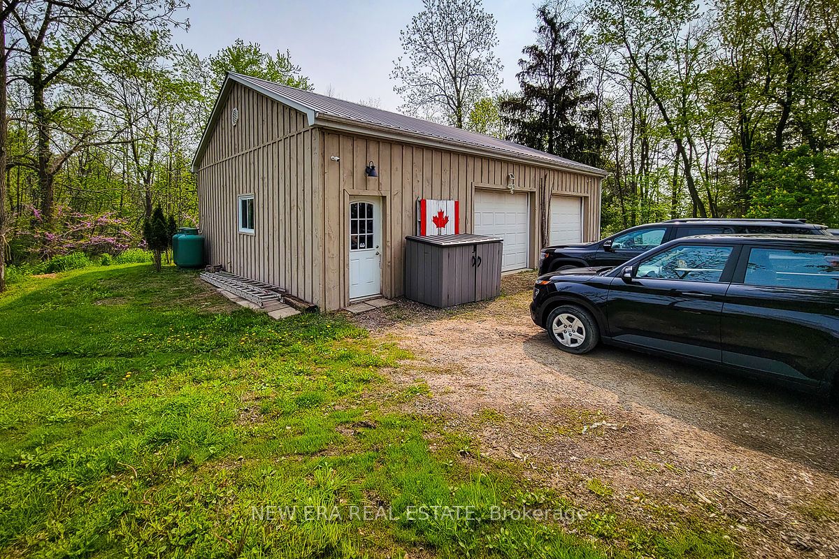 4130 Derry Rd Property Photo 7