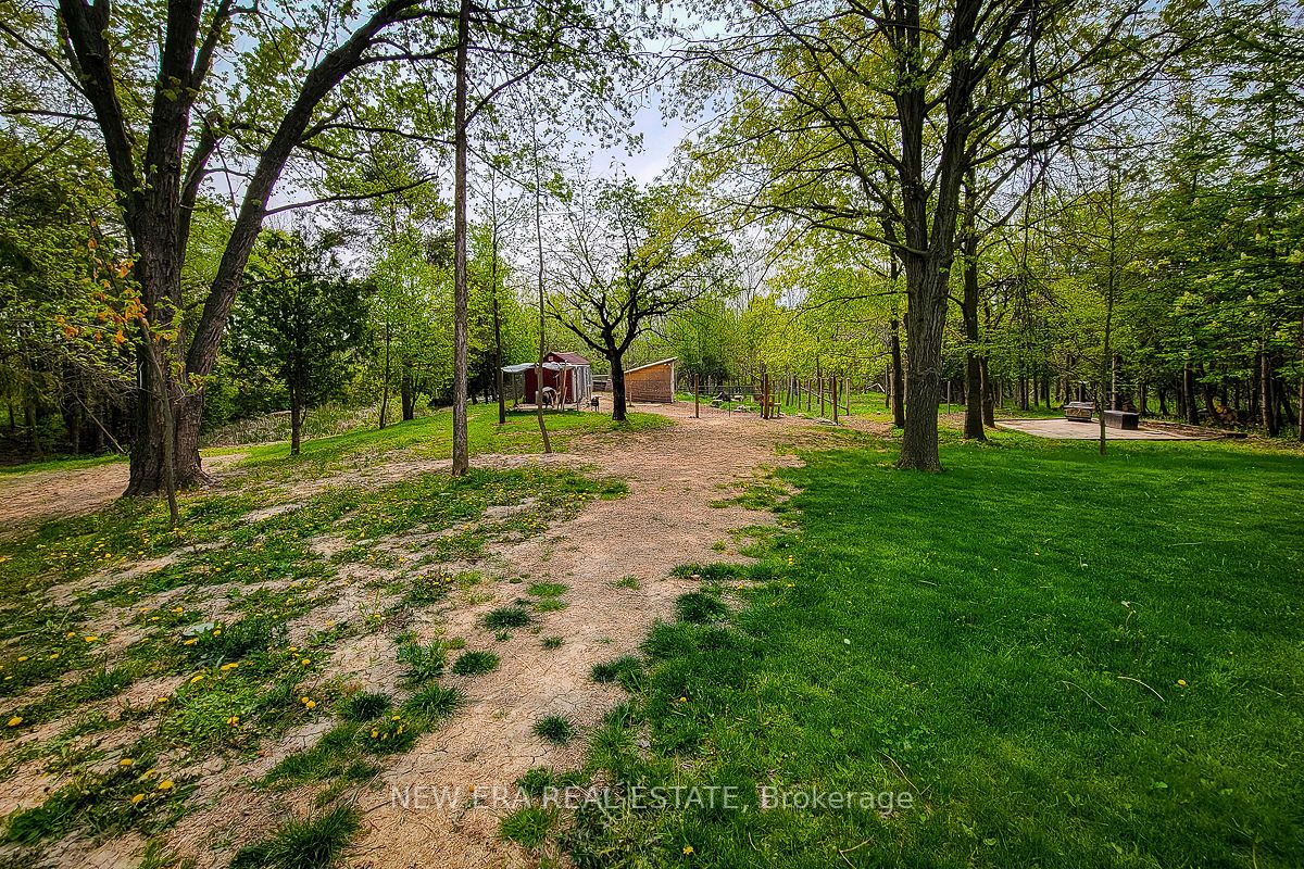 4130 Derry Rd Property Photo 12
