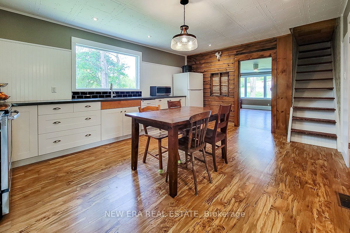 4130 Derry Rd Property Photo 18