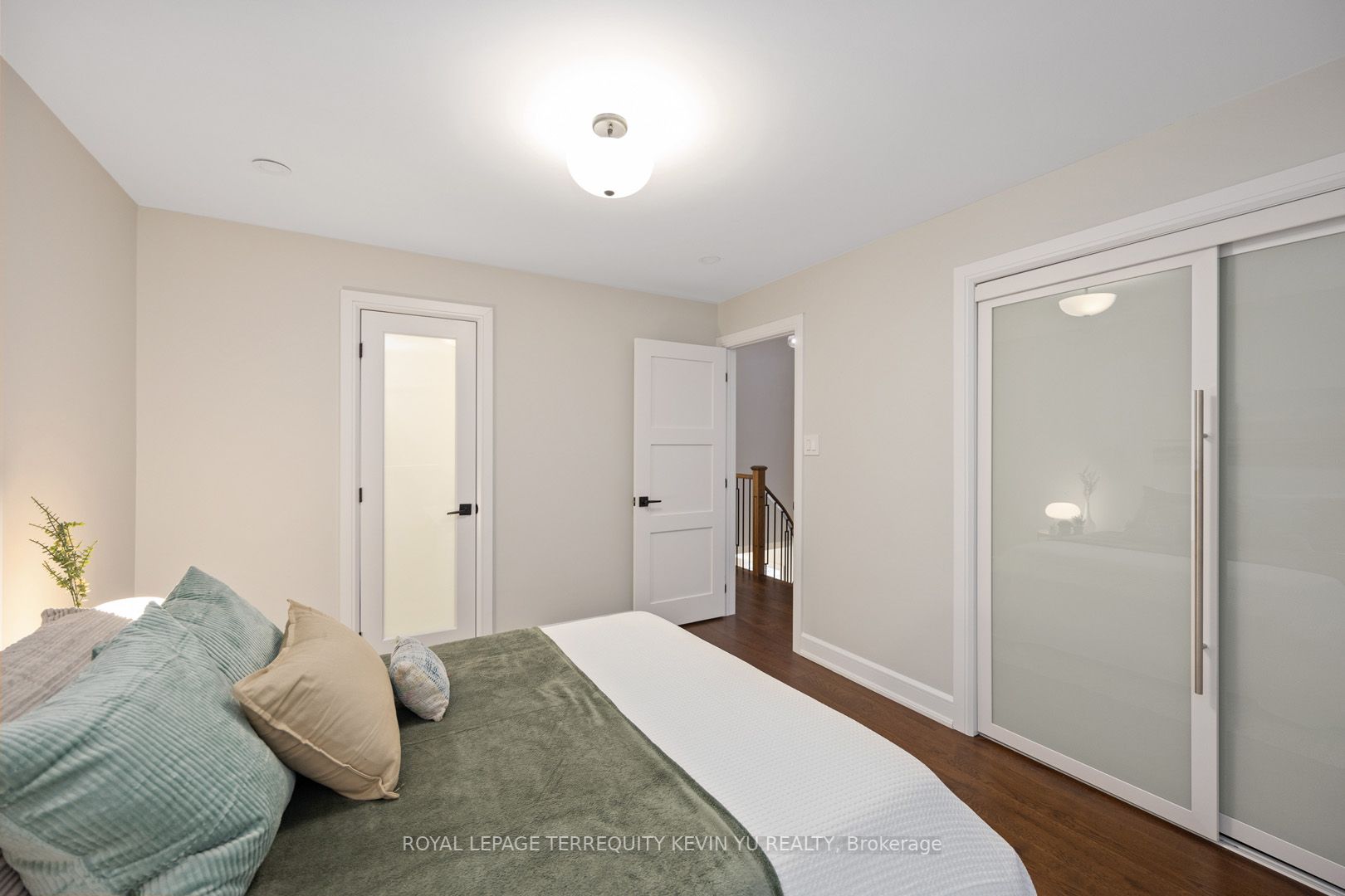 2059 Shawanaga Tr Property Photo 20