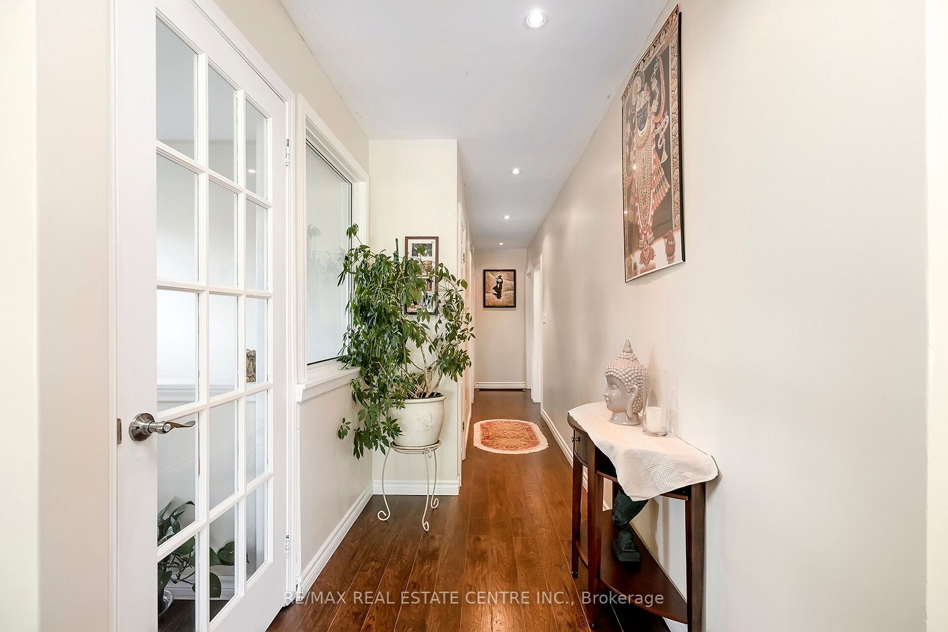 128 Prince Charles Dr Property Photo 17