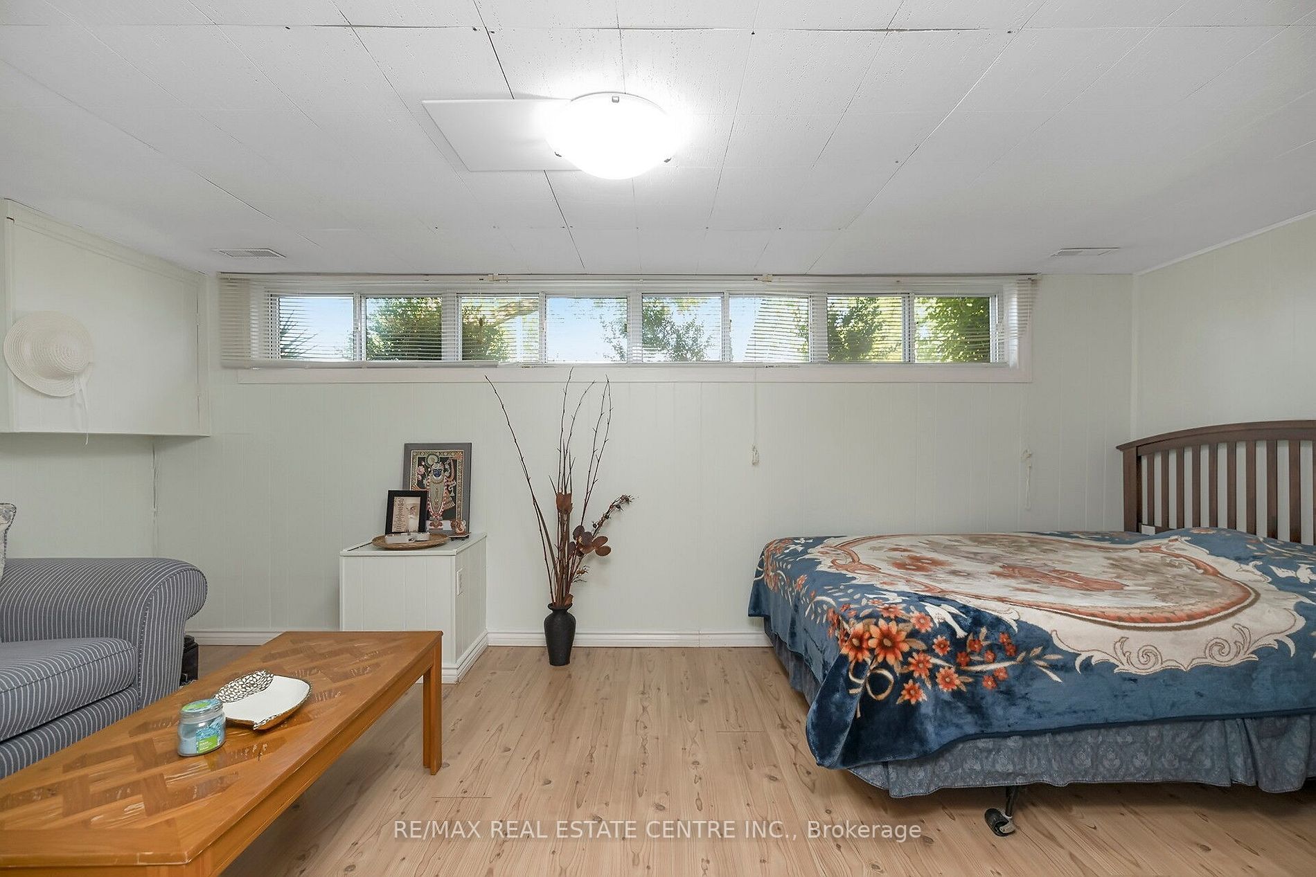 128 Prince Charles Dr Property Photo 32