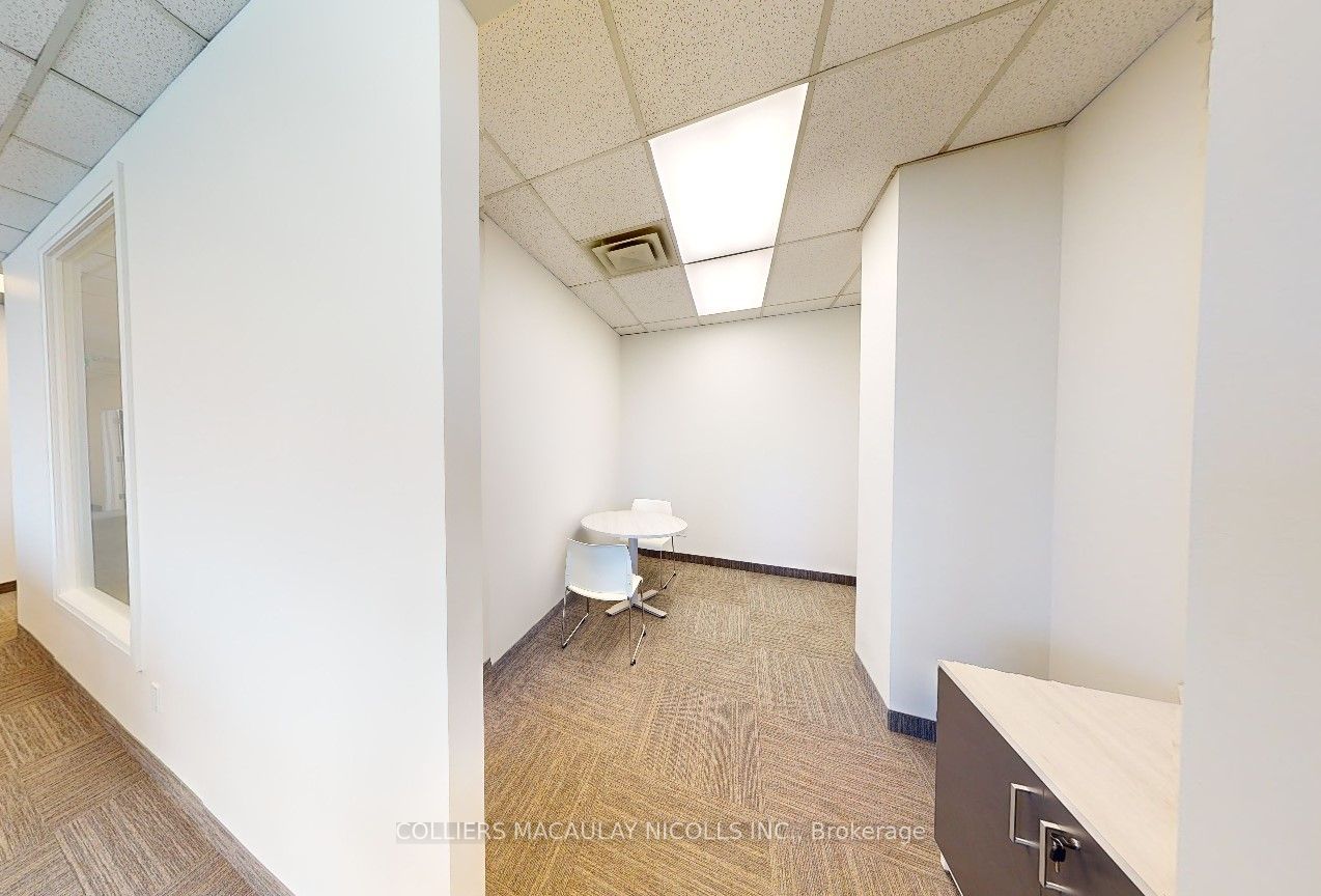 #202 - 1 Greensboro Drive Property Photo 5