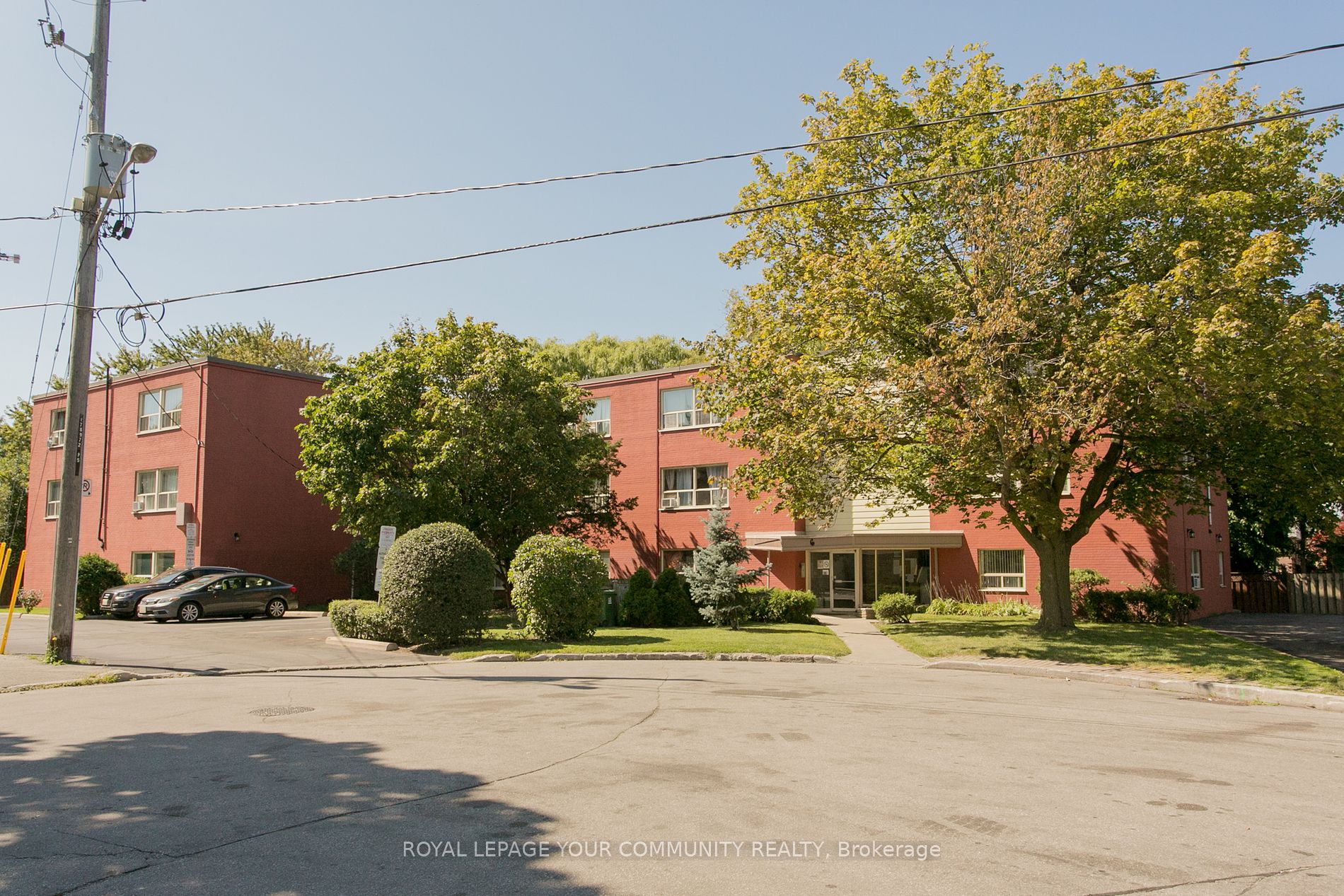 6 Hartham Pl Property Photo 2