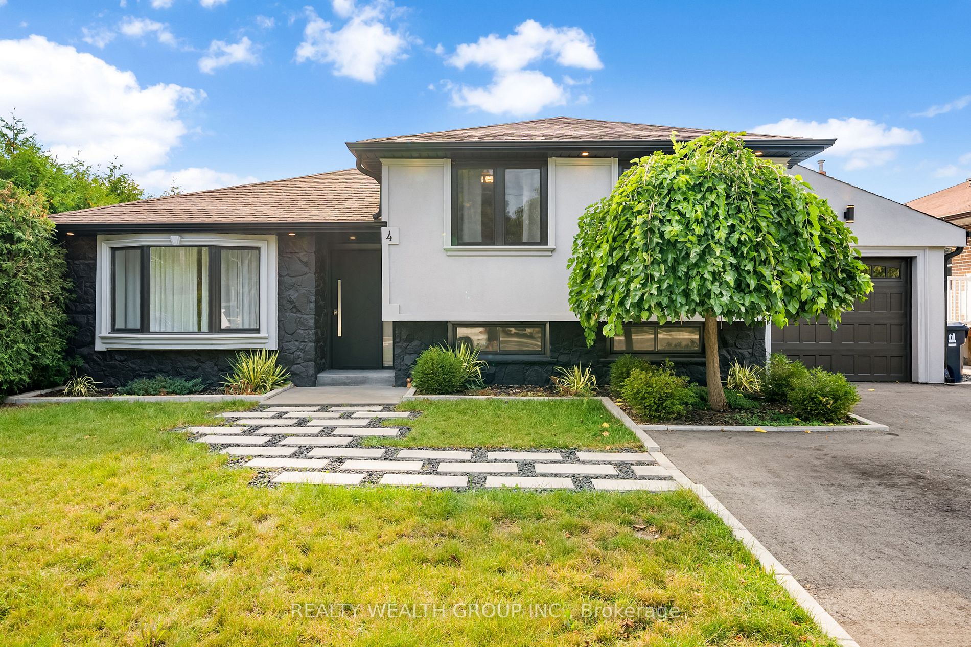 4 Monet Ave Property Photo 1