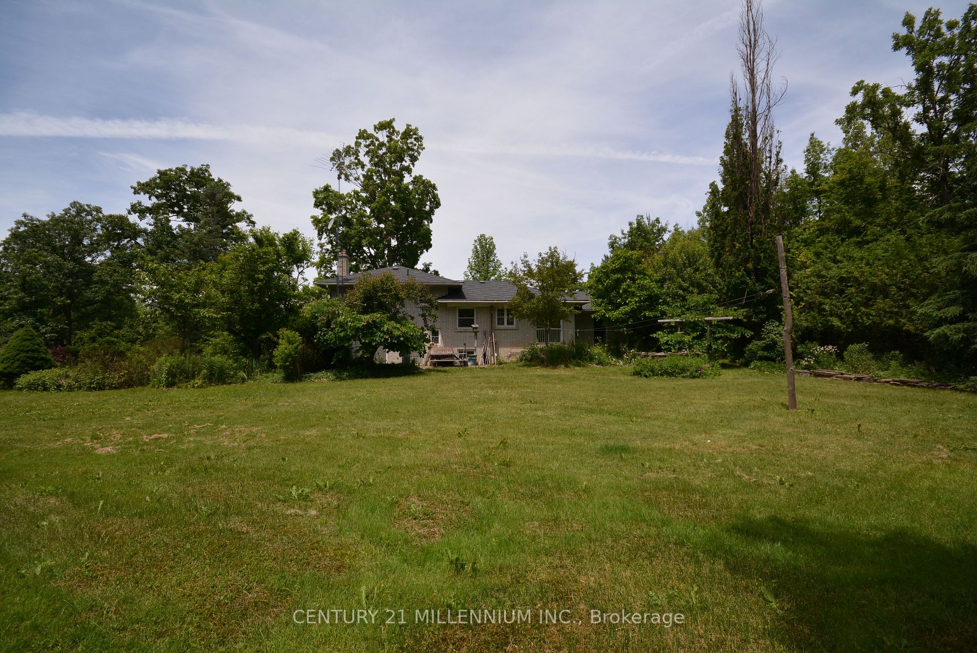 1036 Burnhamthorpe Rd W Property Photo 5