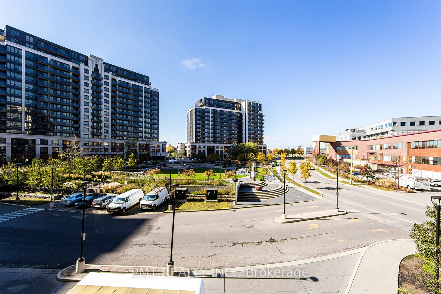 1 De Boers Dr 19 Property Photo 25