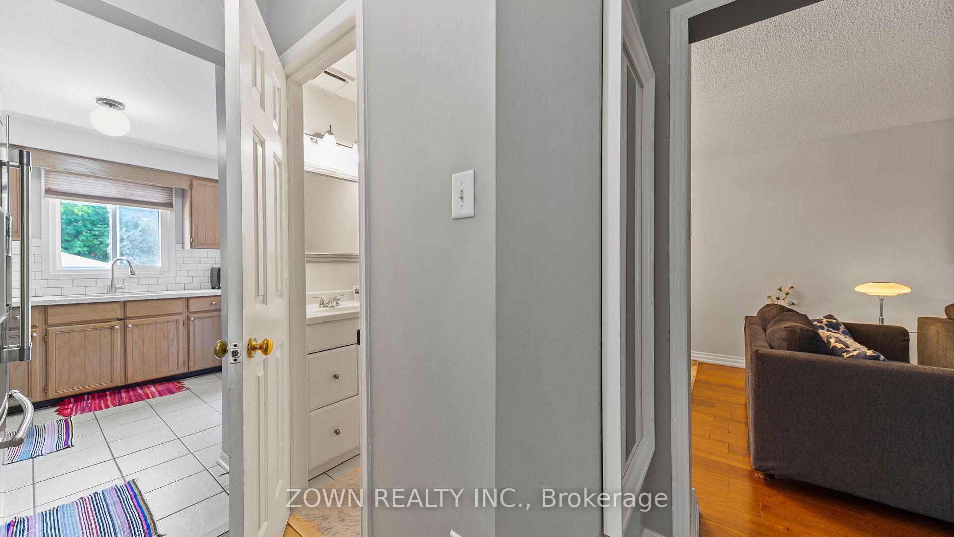 5375 Richborough Dr Property Photo 8