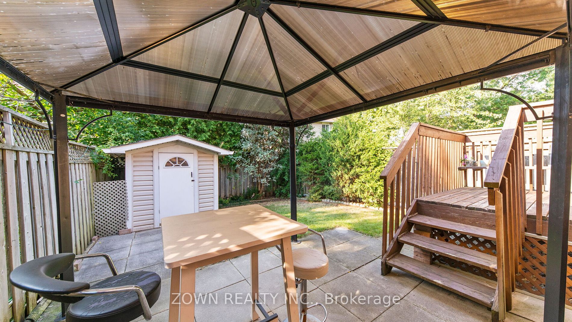 5375 Richborough Dr Property Photo 18