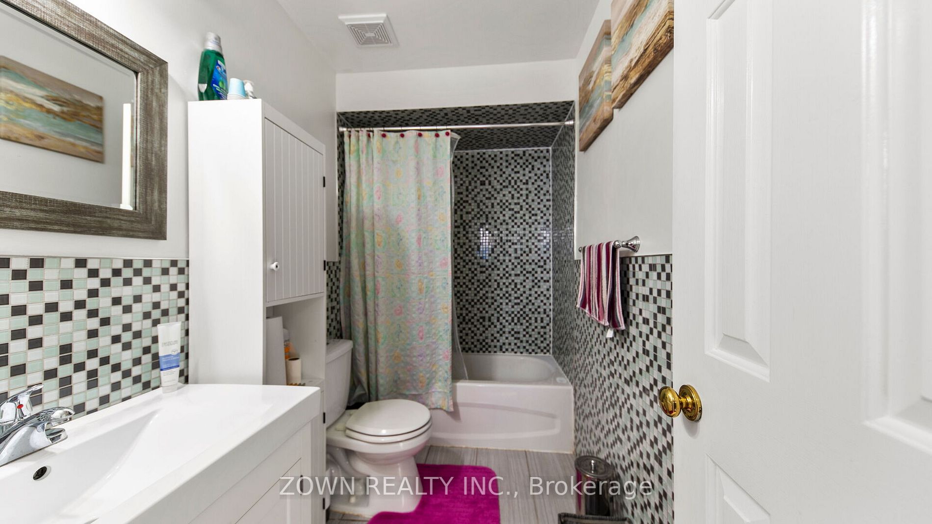 5375 Richborough Dr Property Photo 23