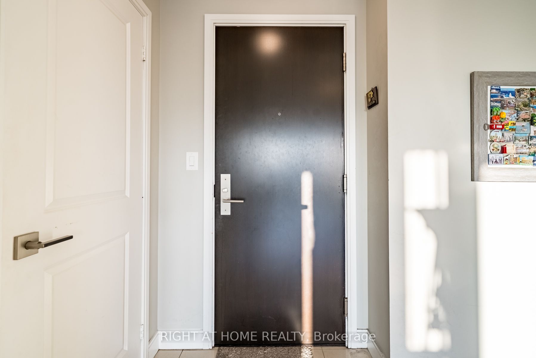 60 Absolute Ave 4 Property Photo 4