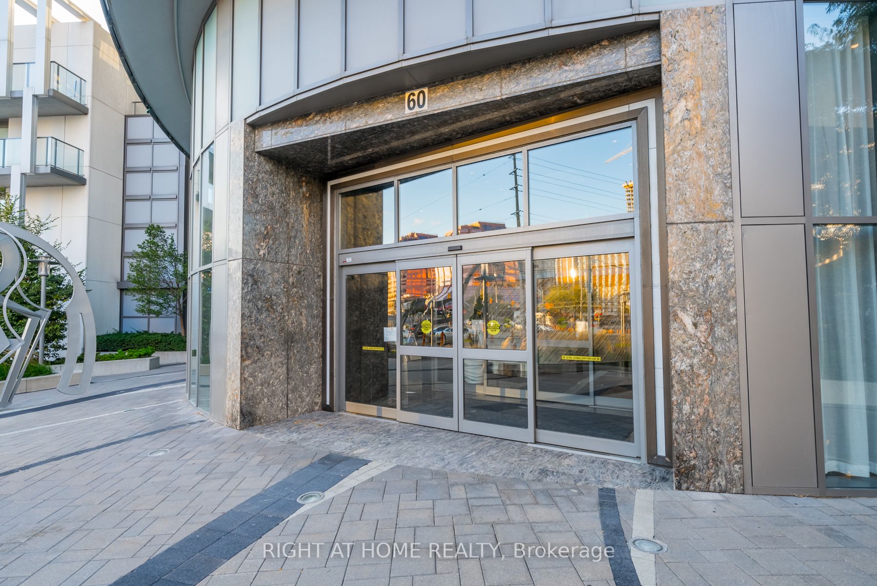 60 Absolute Ave 4 Property Photo 22