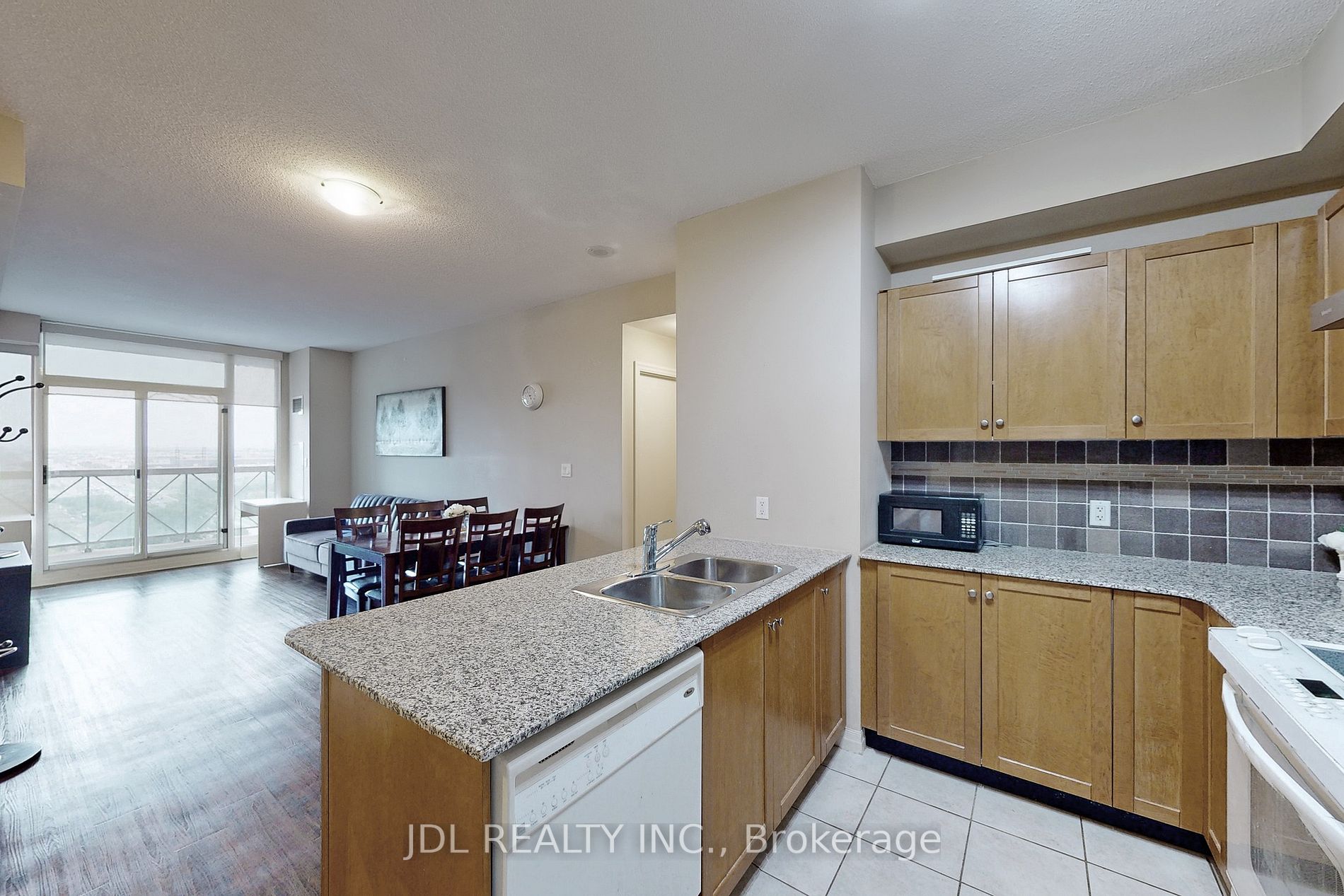 1359 Rathburn Rd E 13 Property Photo 12