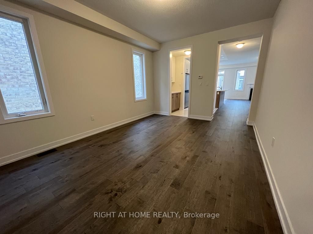 608 Bearberry Pl Property Photo 2
