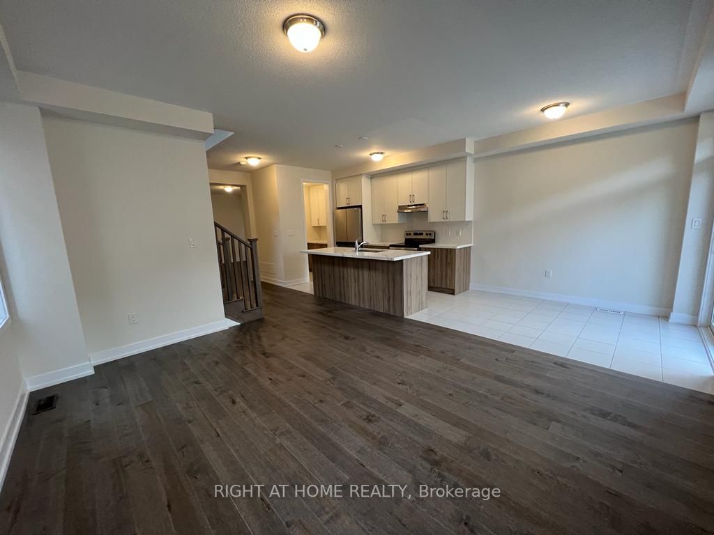608 Bearberry Pl Property Photo 7