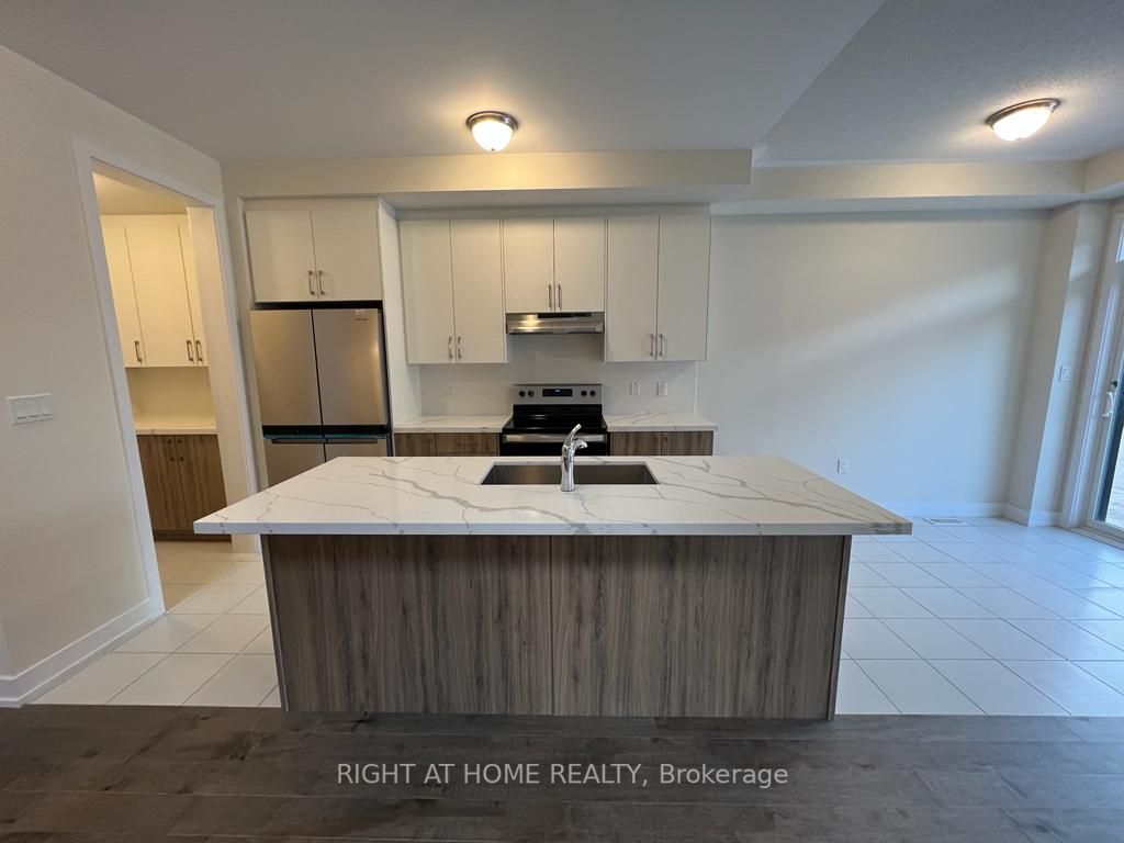608 Bearberry Pl Property Photo 11
