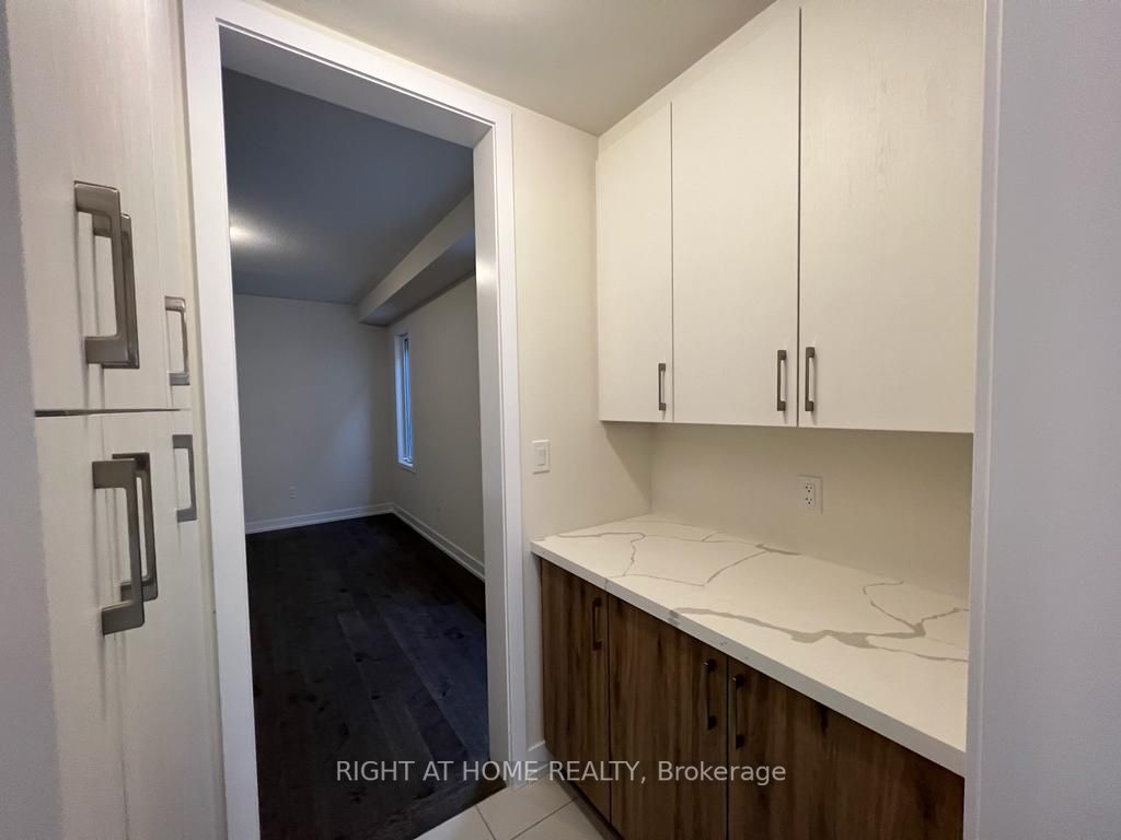 608 Bearberry Pl Property Photo 15