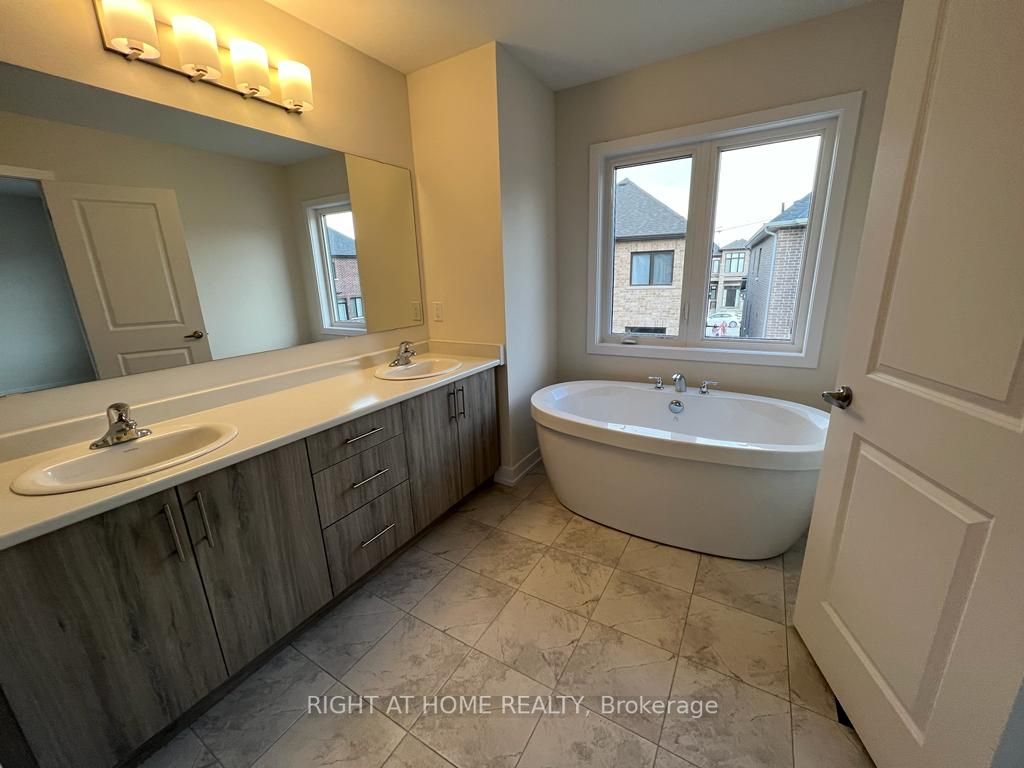 608 Bearberry Pl Property Photo 19