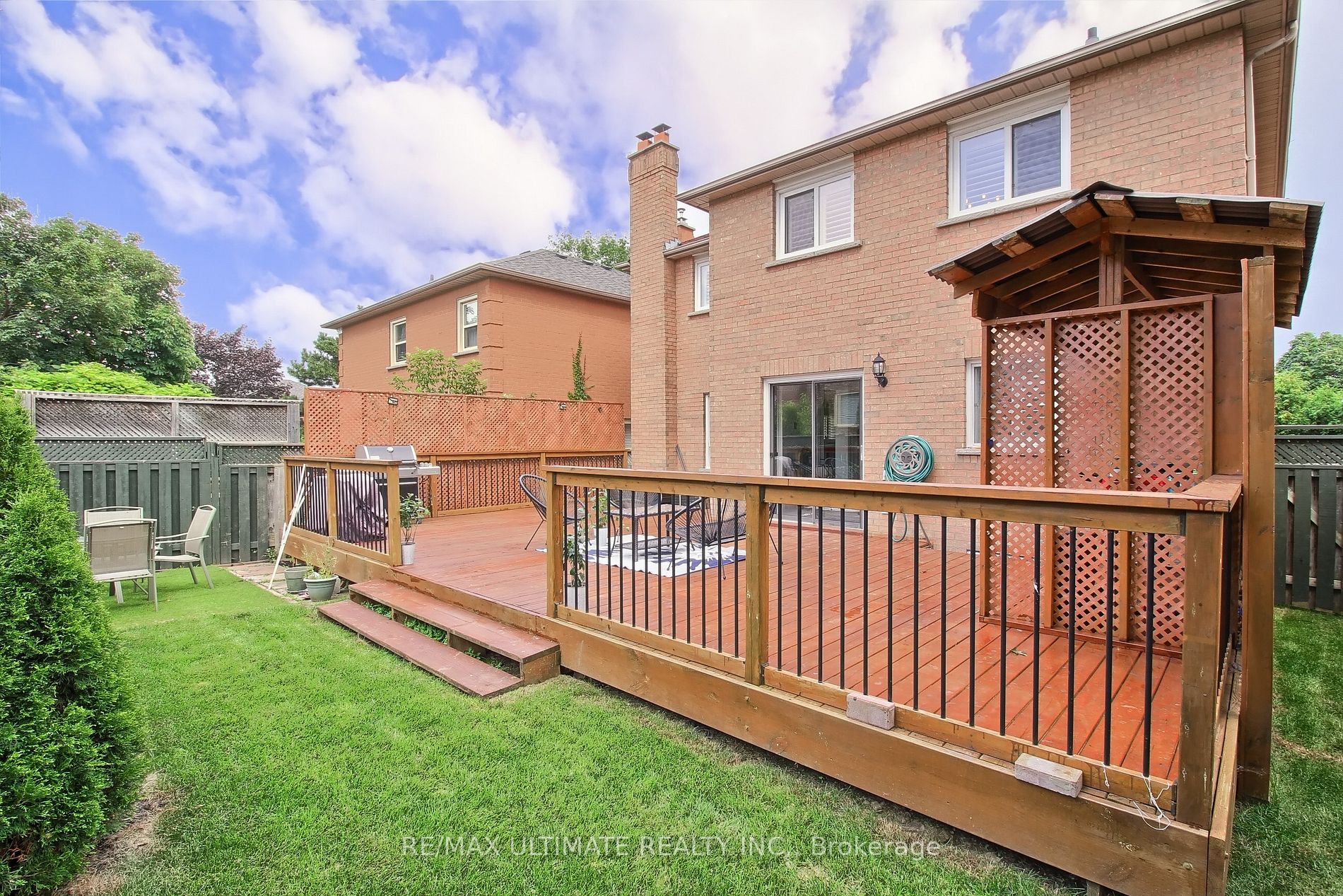559 Avonwick Ave Property Photo 35