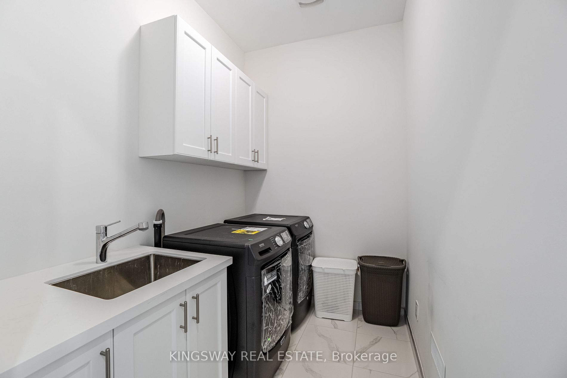 2340 Edward Leaver Trl Property Photo 33