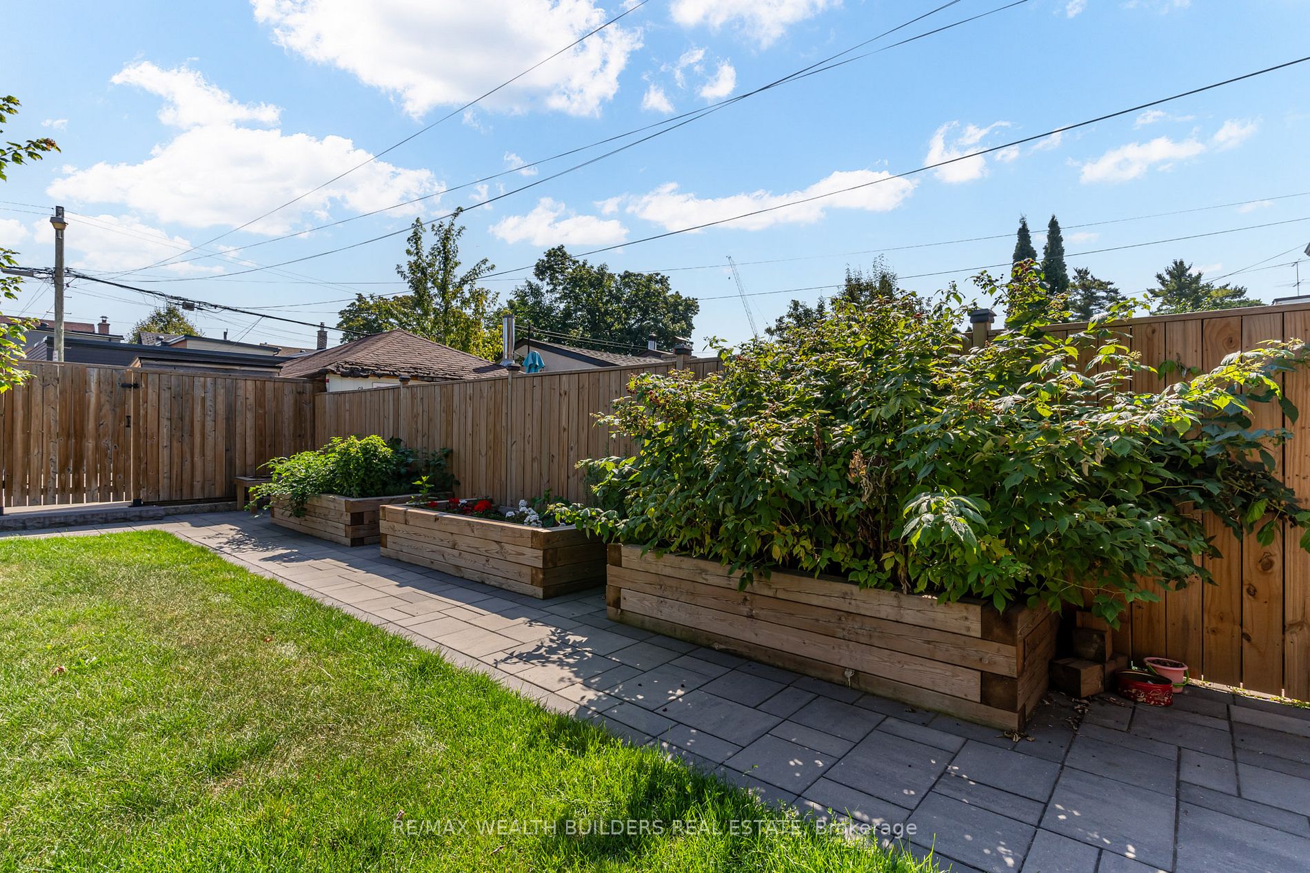 61 Laughton Ave Property Photo 35