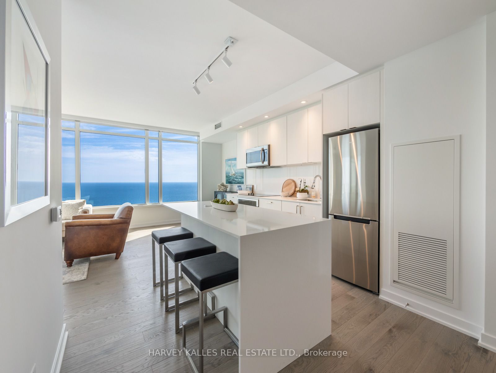1926 Lake Shore Blvd W Property Photo 15
