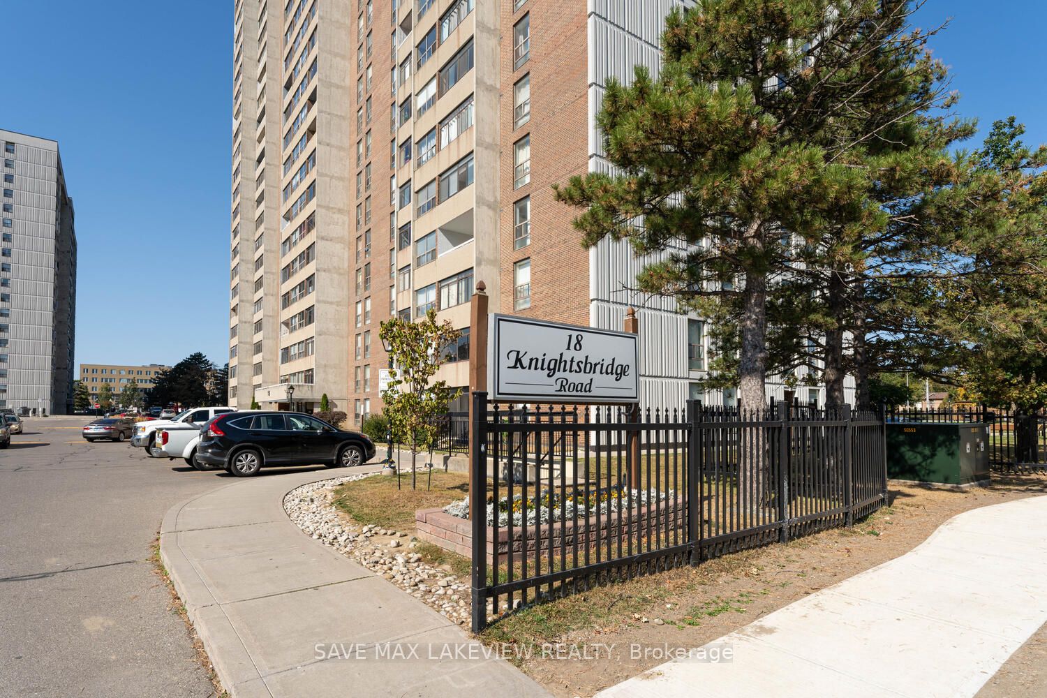 18 Knightsbridge Rd Property Photo 1