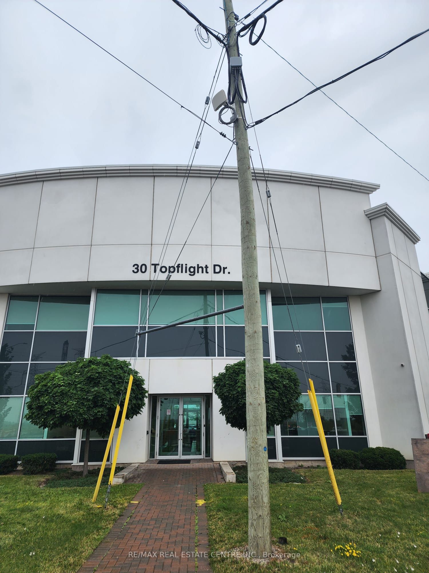 #unit 2 - 30 Topflight Drive Property Photo 1